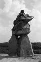 Installing Inukshuk, 1987
© McMichael Canadian Art Collection Archives
L1987.13 (installation…