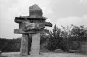Installing Inukshuk, 1987
© McMichael Canadian Art Collection Archives
L1987.13 (installation…